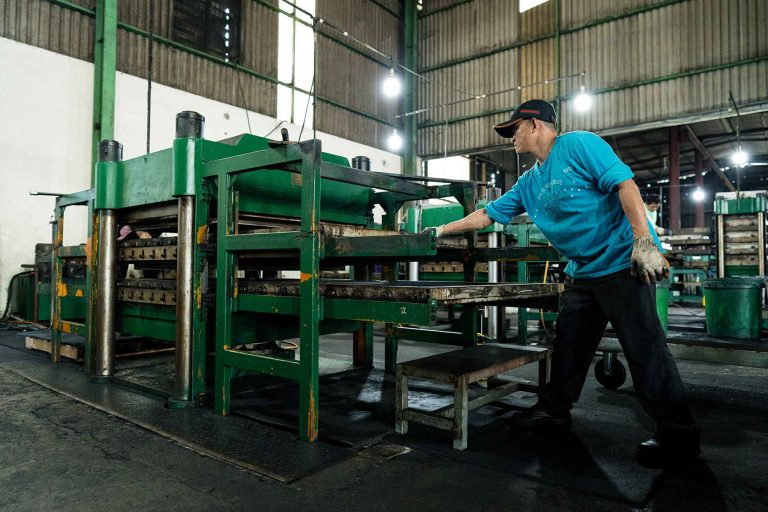 commercial rubber flooring